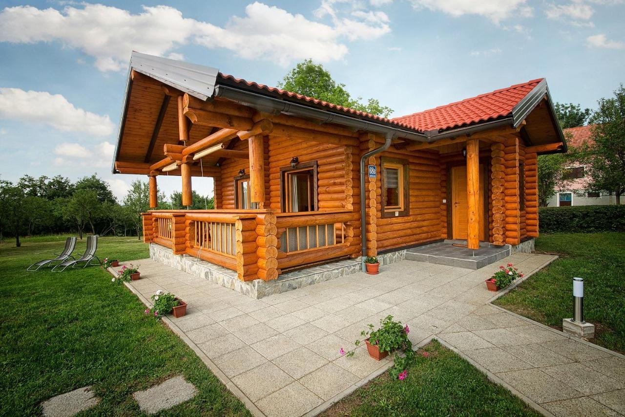 Country Lodge Vukovic Rakovica Exterior photo